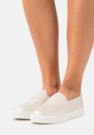 Anna Field Comfort Slip Ons Laag Schoenen Dames Goud | 2907-TMOBN